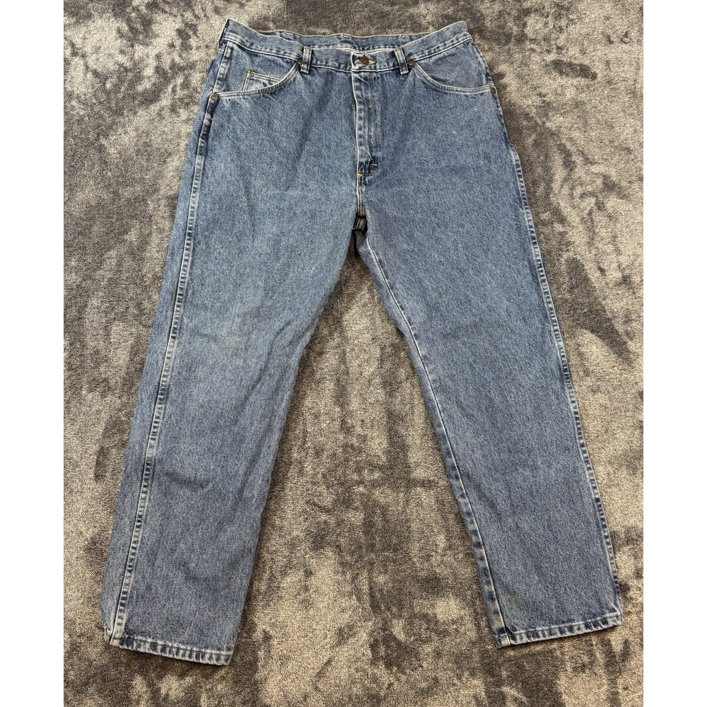 Wrangler Jeans Mens 38 X 30 Regular Fit Blue Medium Wash Straight Leg Workwear